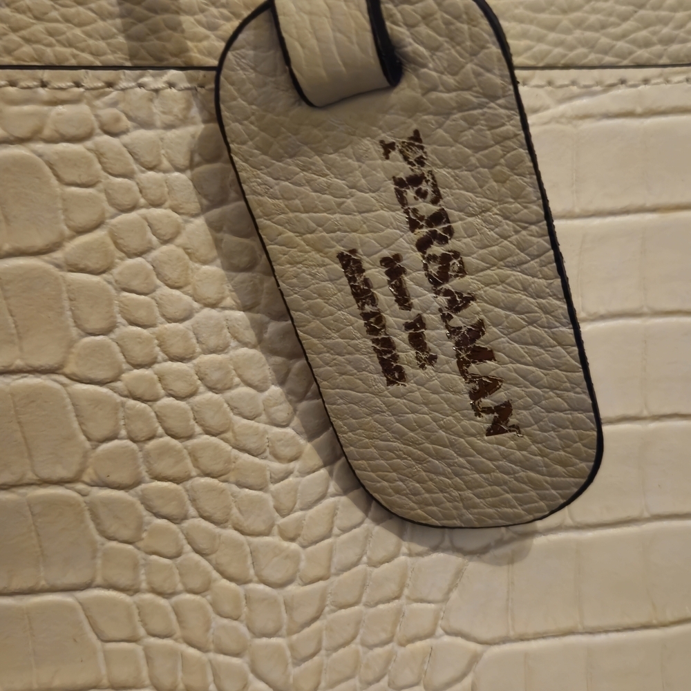 Persaman New York Cream Leather Croc-Embossed Shoulder/Satchel/Crossbody Bag - Picture 5 of 14